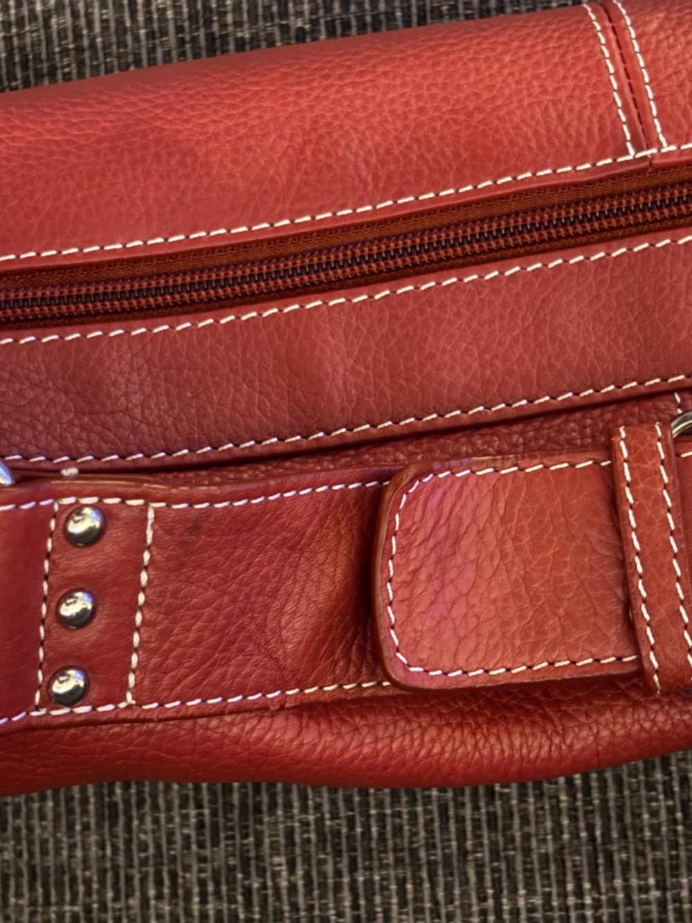 Tignanello Cognac Red Genuine Pebbled Leather Messenger Shoulder Crossbody Bag - Picture 8 of 16